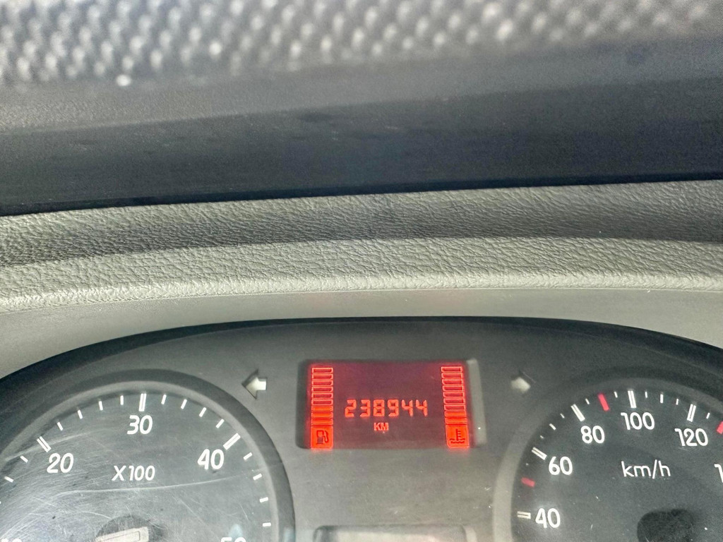 Renault Master T33 2.5dCi L1H1 Fiscaal Gunstig Airco Euro 4 7