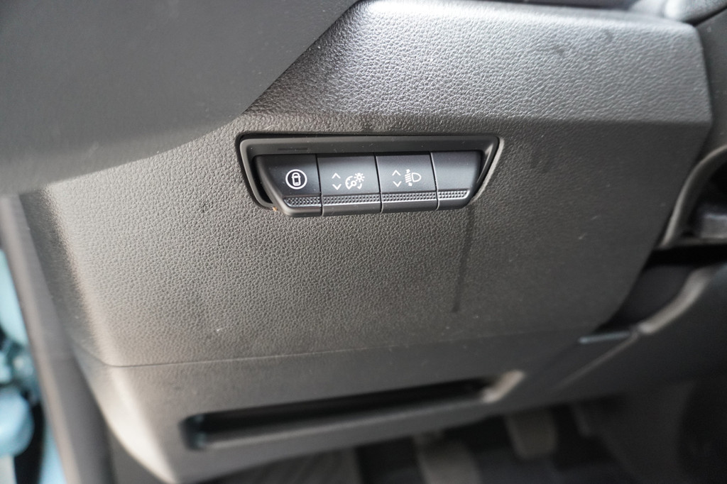 Renault Master T35 2.0 dCi 130PK L2H2 Advance Betimmering nr.V127 | Climate | Cruise | Trekhaak | Apple CP-Android auto 21