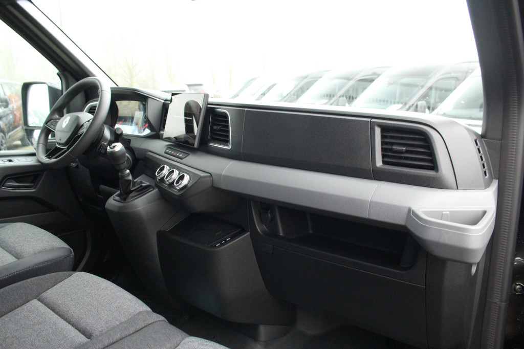 Renault Master T35 2.0dCi 150pk | L2H2 Extra | Android Navi | Camera | LED | Cruise | Lease 591,- p/m 18