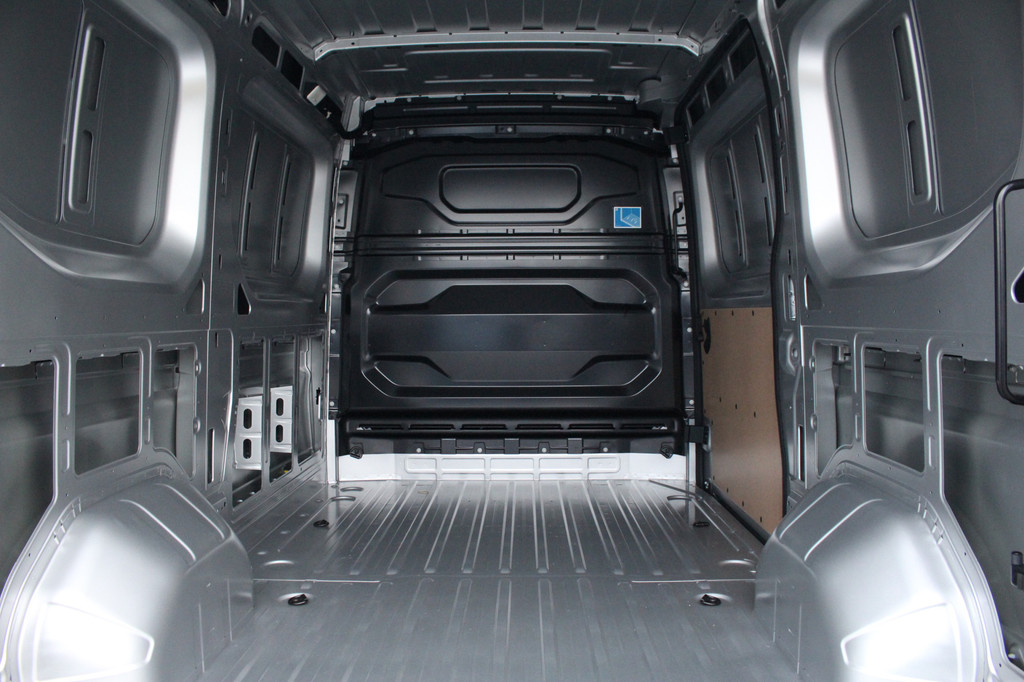 Renault Master T35 2.0dCi 150pk | L2H2 Extra | Android Navi | Camera | LED | Cruise | Lease 591,- p/m 9