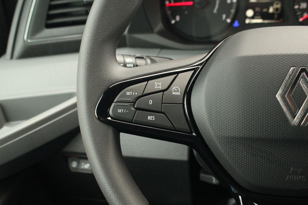 Renault Master T35 2.0dCi 150pk | L2H2 Extra | Android Navi | Camera | LED | Cruise | Lease 627,- p/m 21