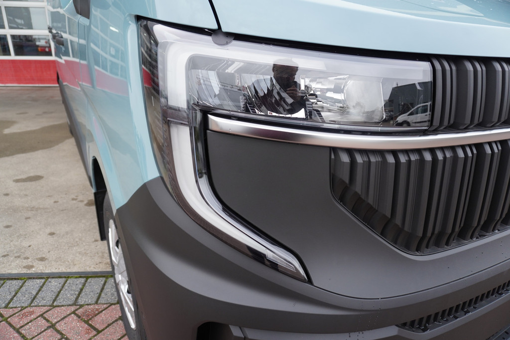 Renault Master T35 2.0 dCi 170PK L2H2 Extra Schuifdeur L / R Nr. V210 | Climate | Navi | Cruise | Trekhaak 12