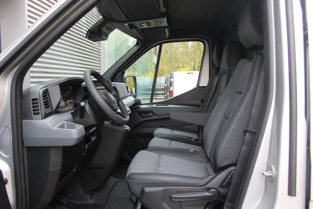 Renault Master T35 2.0 dCi 170pk L2H2 Extra - 2x Schuifdeur - Navigatie - Blind Spot - Camera - Stoelverwarming - Verwarmde voorruit - Rijklaar 11