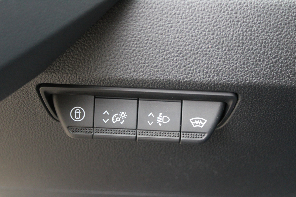 Renault Master T35 2.0 dCi 170pk L2H2 Extra - 2x Schuifdeur - Navigatie - Blind Spot - Camera - Stoelverwarming - Verwarmde voorruit - Rijklaar 17