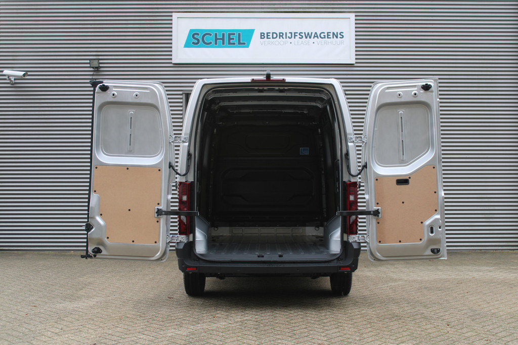 Renault Master T35 2.0 dCi 170pk L2H2 Extra - 2x Schuifdeur - Navigatie - Blind Spot - Camera - Stoelverwarming - Verwarmde voorruit - Rijklaar 7