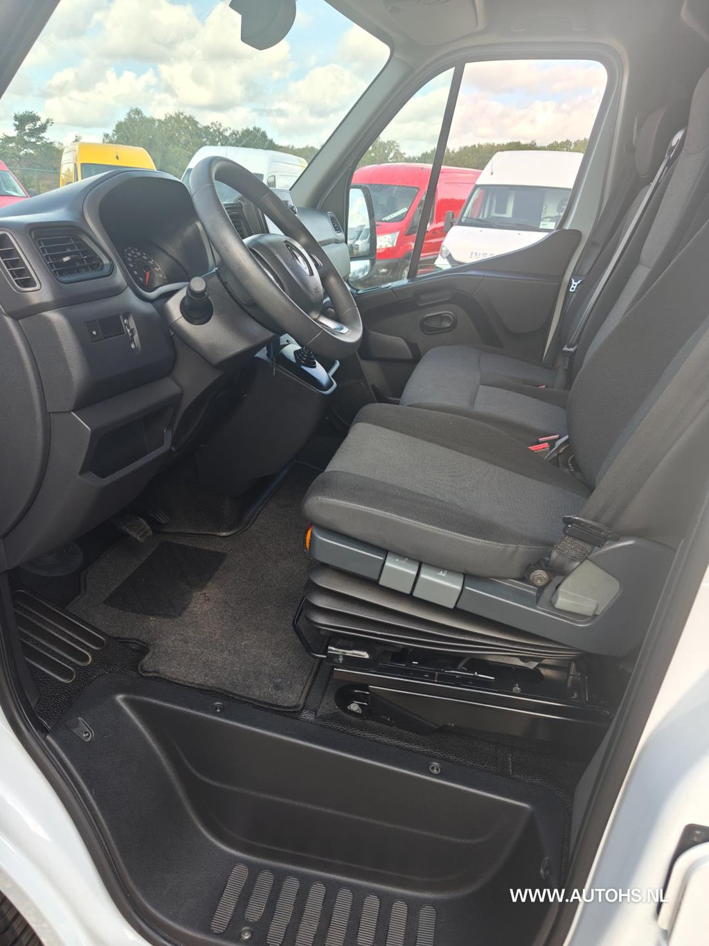 Renault Master T35 2.3 DCI 150 PK L1H1 Energy Comfort , Automaat , 1e Eig. Euro 6 , in zeer nette staat. 9