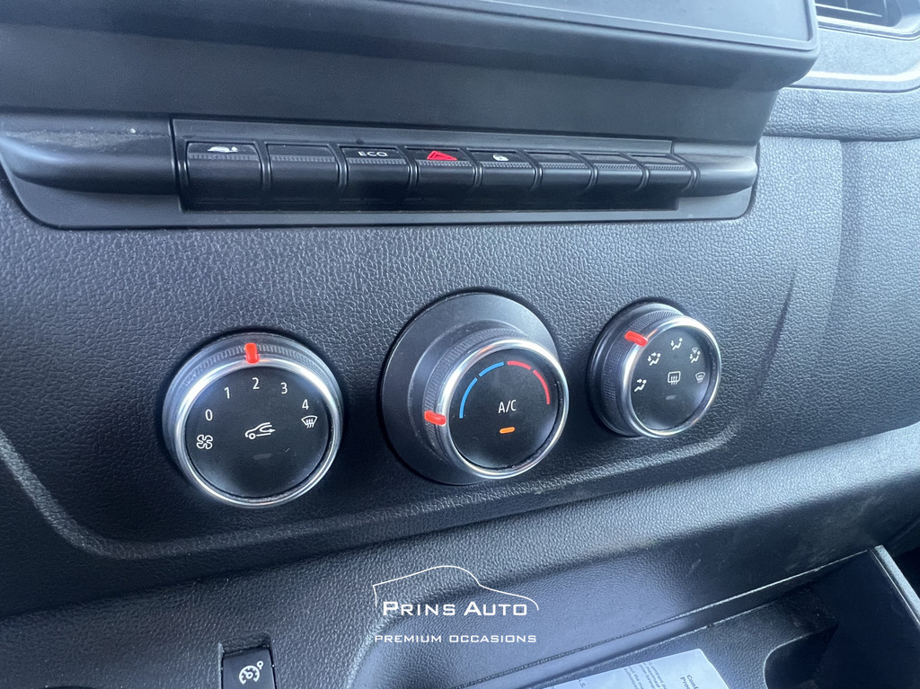 Renault Master T35 2.3 dCi 130 L3H2 DL Comfort |NAVI|AIRCO|TREKHAAK 3500KG TREKGEW|DUBBEL LUCHT 2022 12