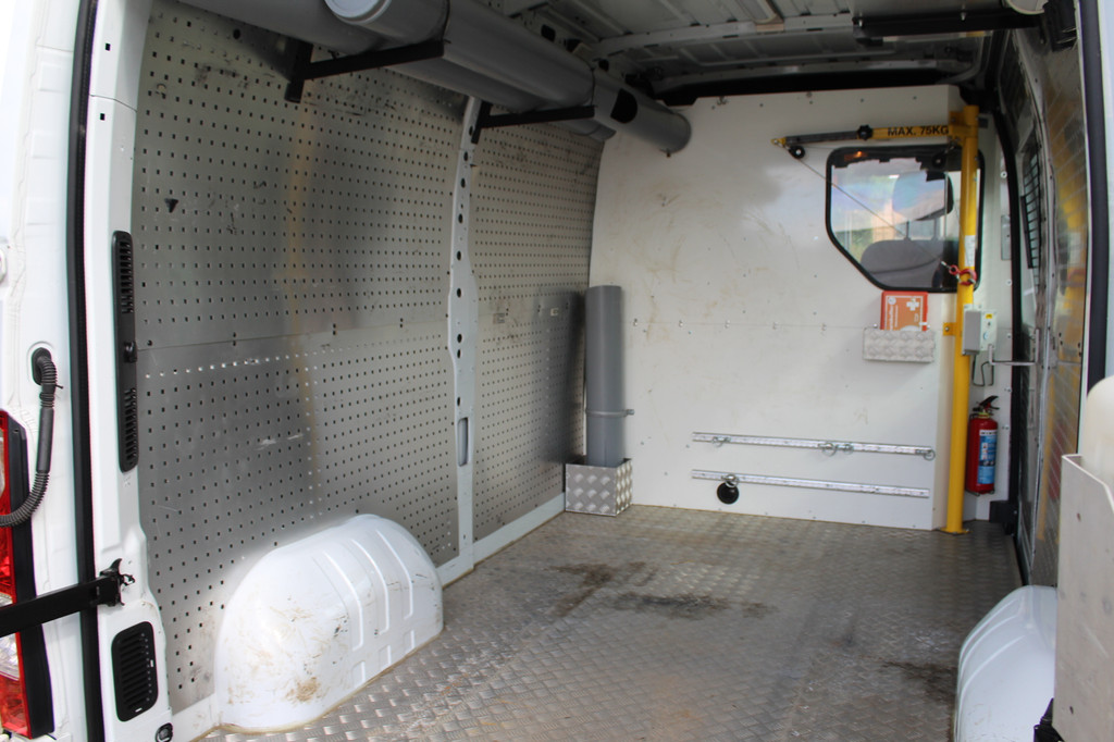 Renault Master T35 2.3 dCi 130PK Euro6 L2H2 â airco â imperiaal â Trekhaak 2500KG 20