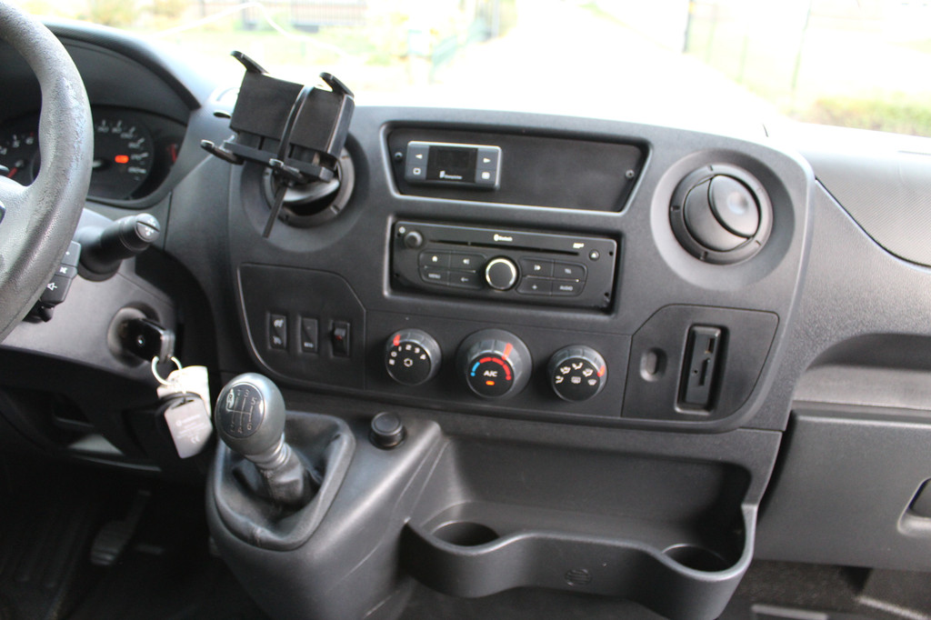 Renault Master T35 2.3 dCi 130PK Euro6 L2H2 â airco â navigatie â imperiaal â trekhaak 10