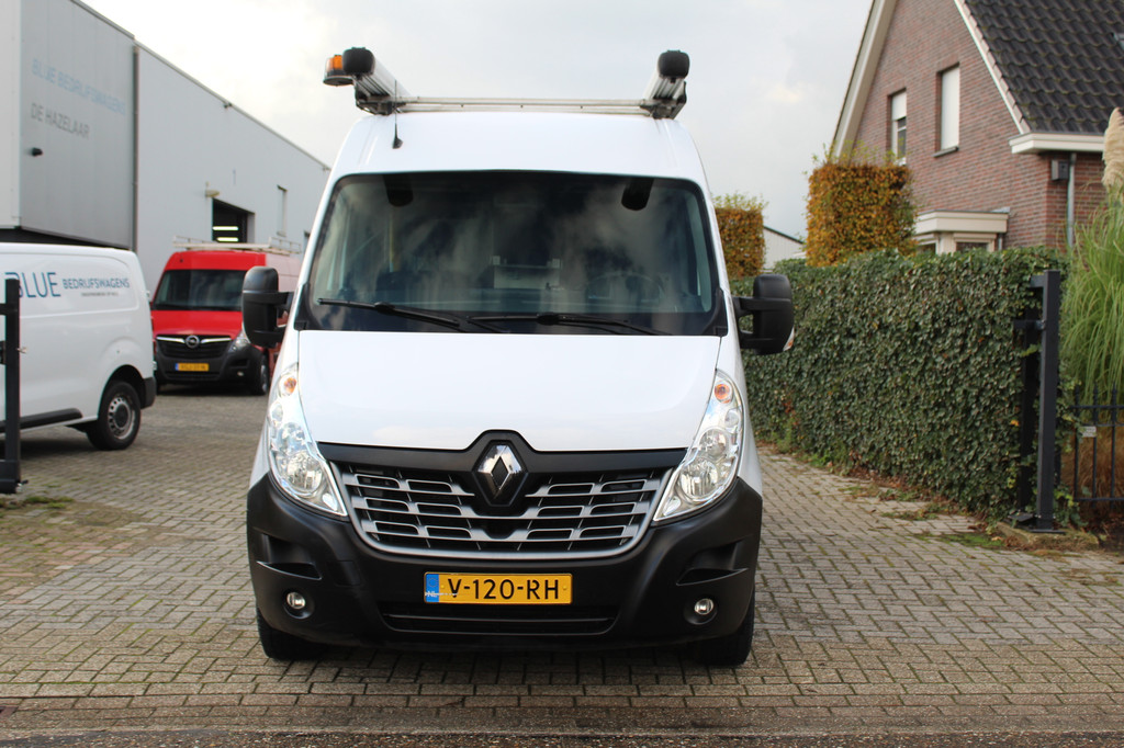 Renault Master T35 2.3 dCi 130PK Euro6 L2H2 â airco â navigatie â imperiaal â trekhaak 21