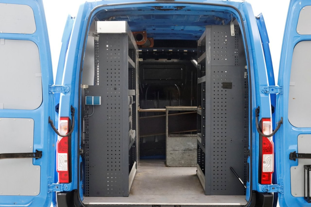 Renault Master T35 2.3 dCi 130pk L2H2 Inrichting/2x Schuifdeur 03-2019 7