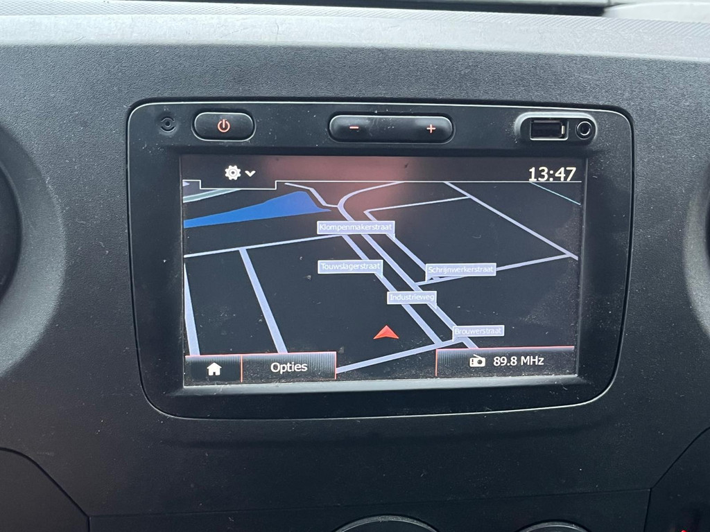 Renault Master T35 2.3 dCi 131PK L2H2 / Trekhaak / Imperiaal / Camera 12