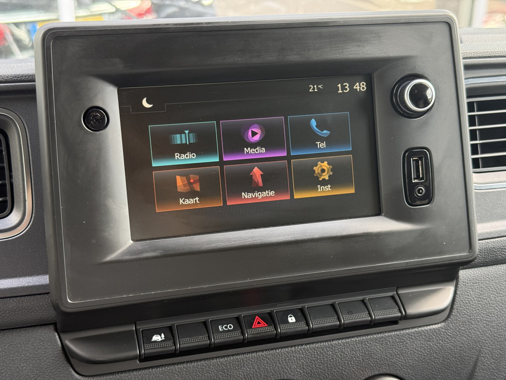 Renault Master T35 2.3 dCi 135 L2H2 | Trekhaak | Navi | Carplay | Cruisec. | LED 19