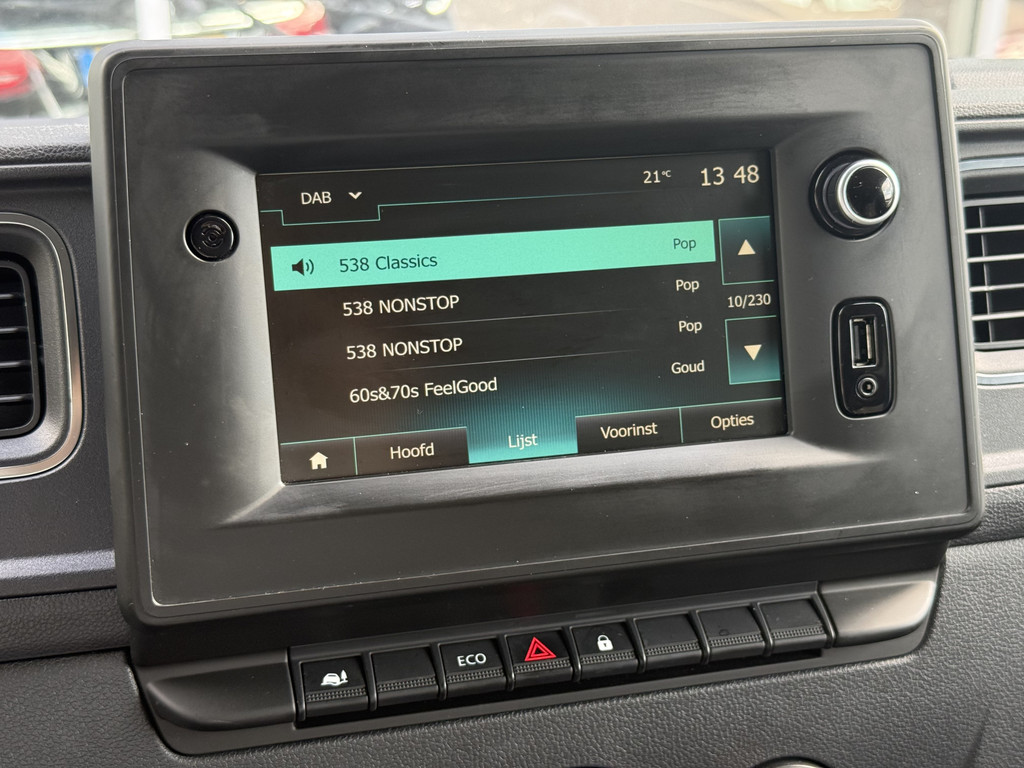 Renault Master T35 2.3 dCi 135 L2H2 | Trekhaak | Navi | Carplay | Cruisec. | LED 20