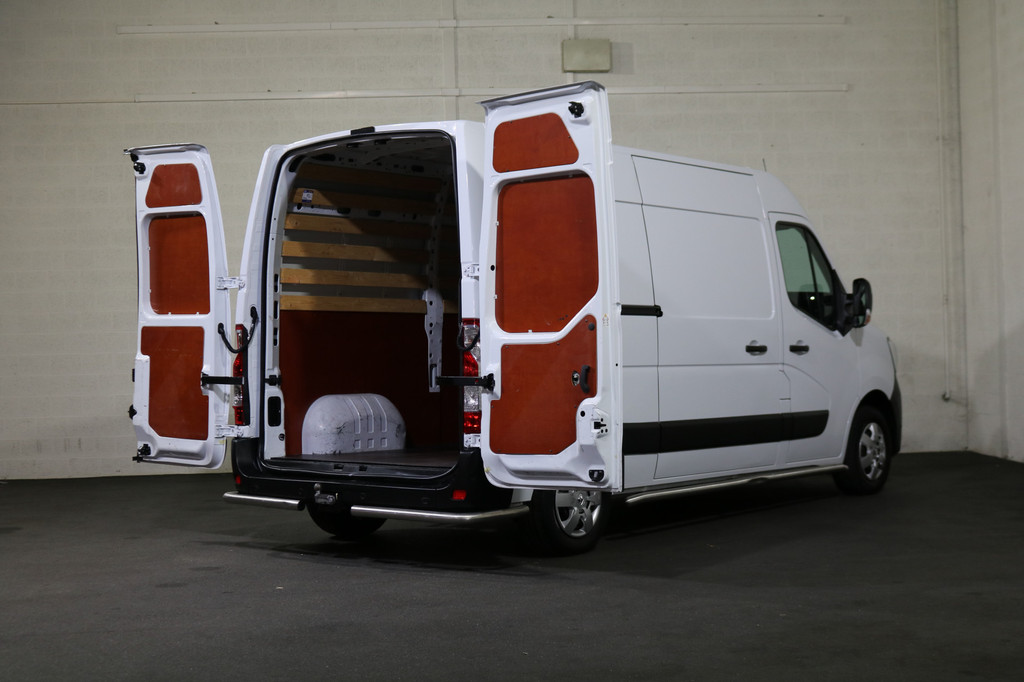 Renault Master T35 2.3 dCi 135 L2 H2 Work Edition 10