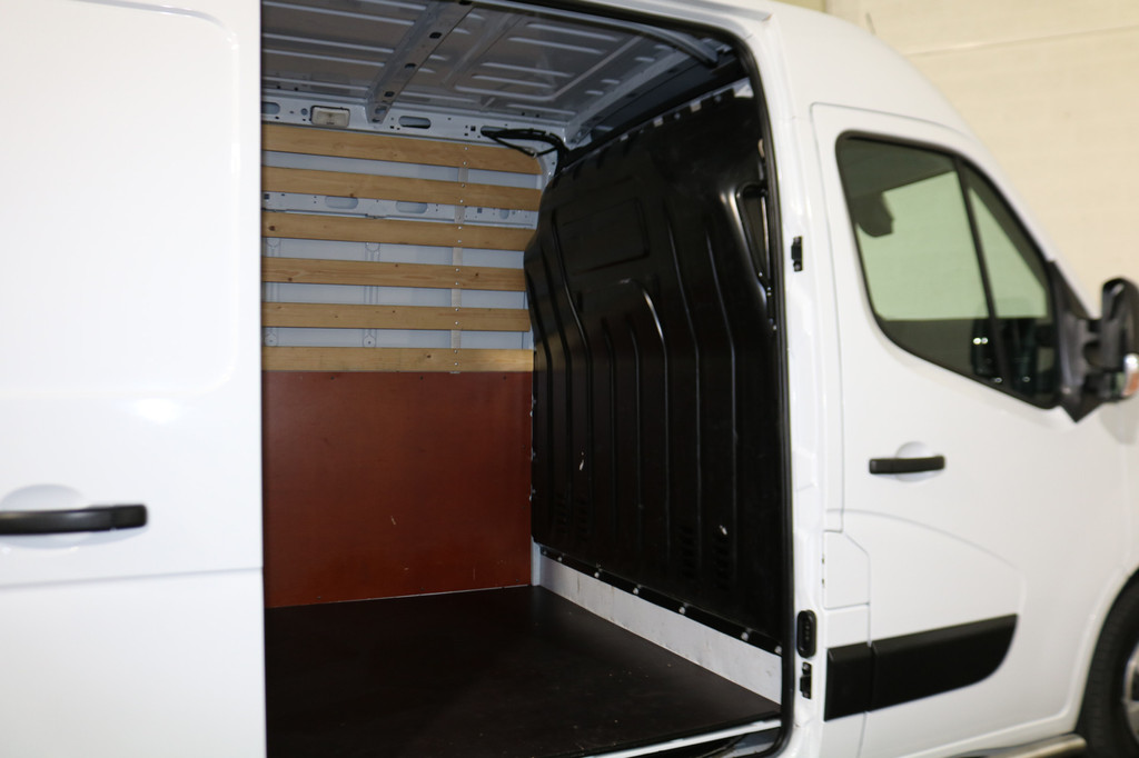 Renault Master T35 2.3 dCi 135 L2 H2 Work Edition 15