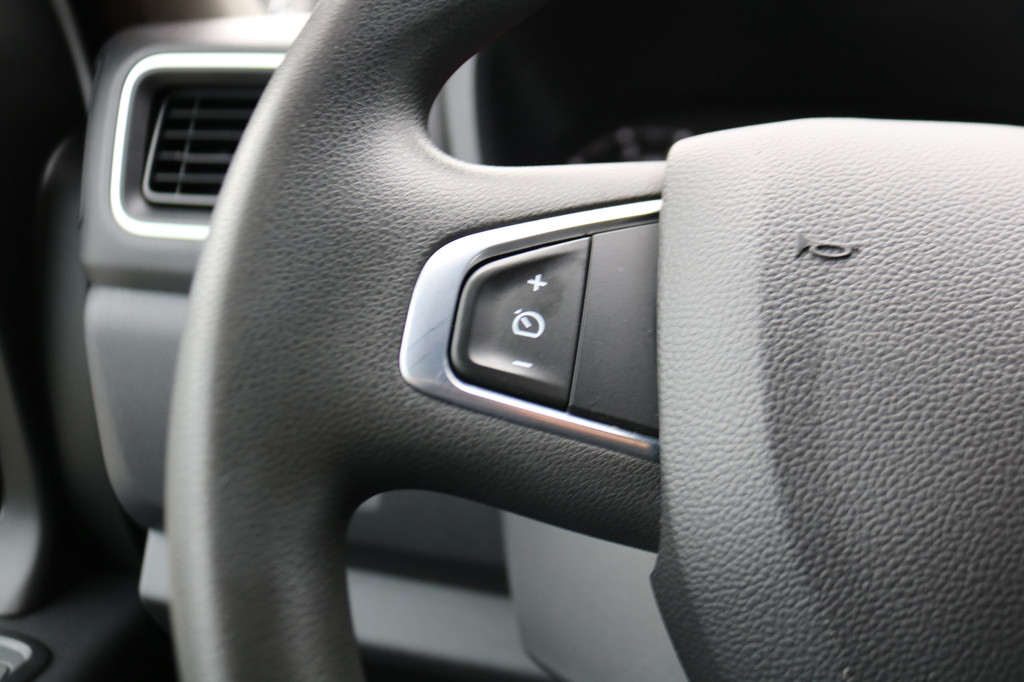 Renault Master T35 2.3 dCi 135 L2 H2 Work Edition 19