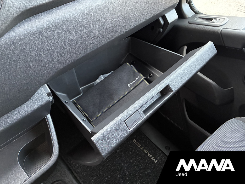 Renault Master T35 2.3 dCi 135 L2H2 Work Edition Camera Cruise Trekhaak 13