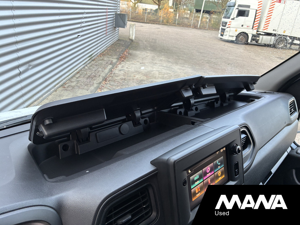 Renault Master T35 2.3 dCi 135 L2H2 Work Edition Camera Cruise Trekhaak 18