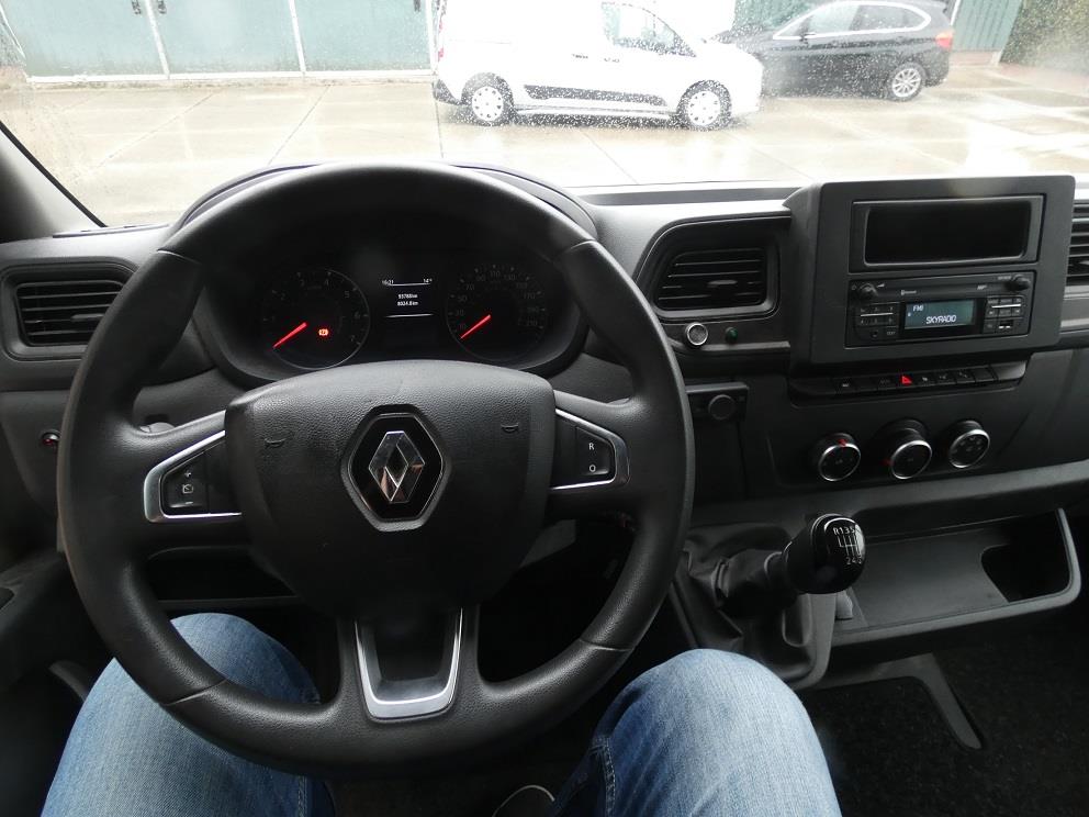 Renault Master T35 2.3 dCi 135 L2H2* camera* cr.control* 8