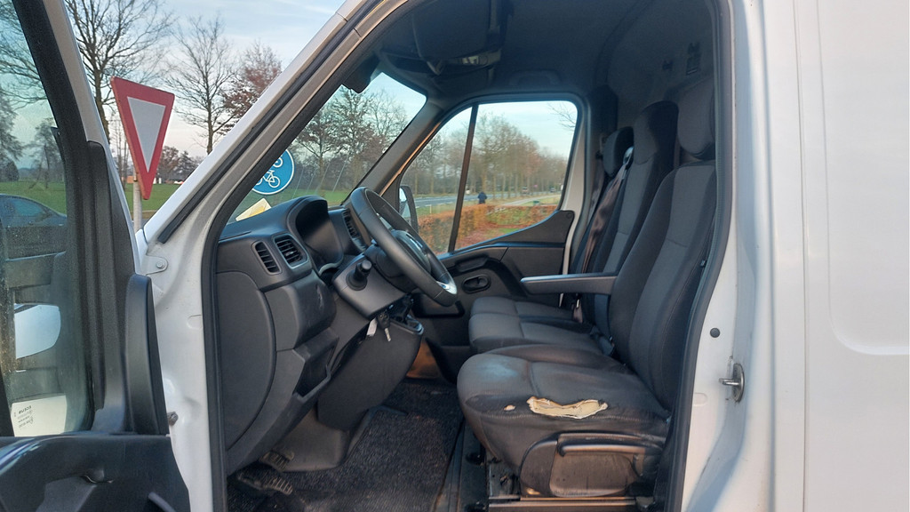 Renault Master T35 2.3 dCi 135 L3H2 Work Edition AIRCO BJ 2021 10