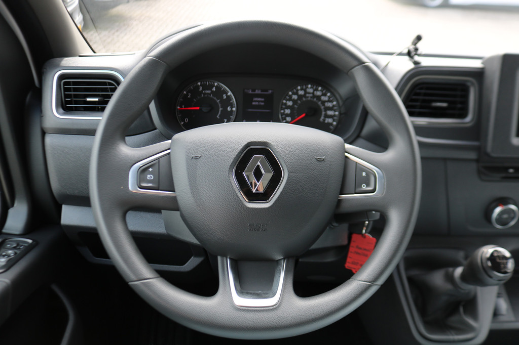 Renault Master T35 2.3 dCi 135pk L3 H2 16