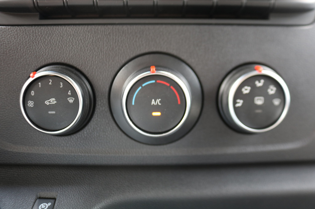 Renault Master T35 2.3 dCi 135pk L3 H2 20