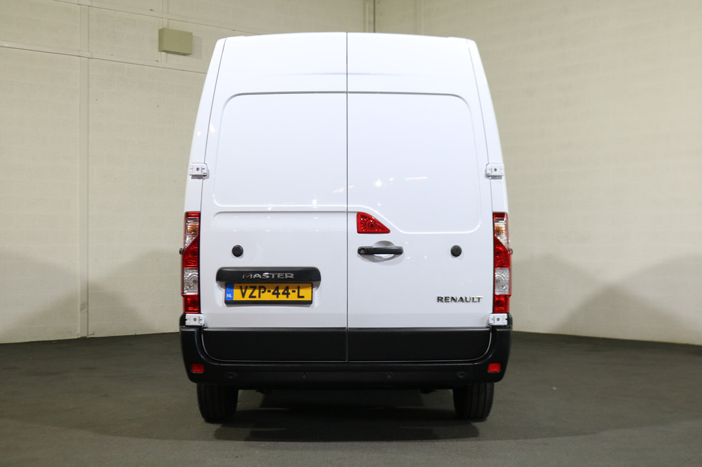 Renault Master T35 2.3 dCi 135pk L3 H2 8