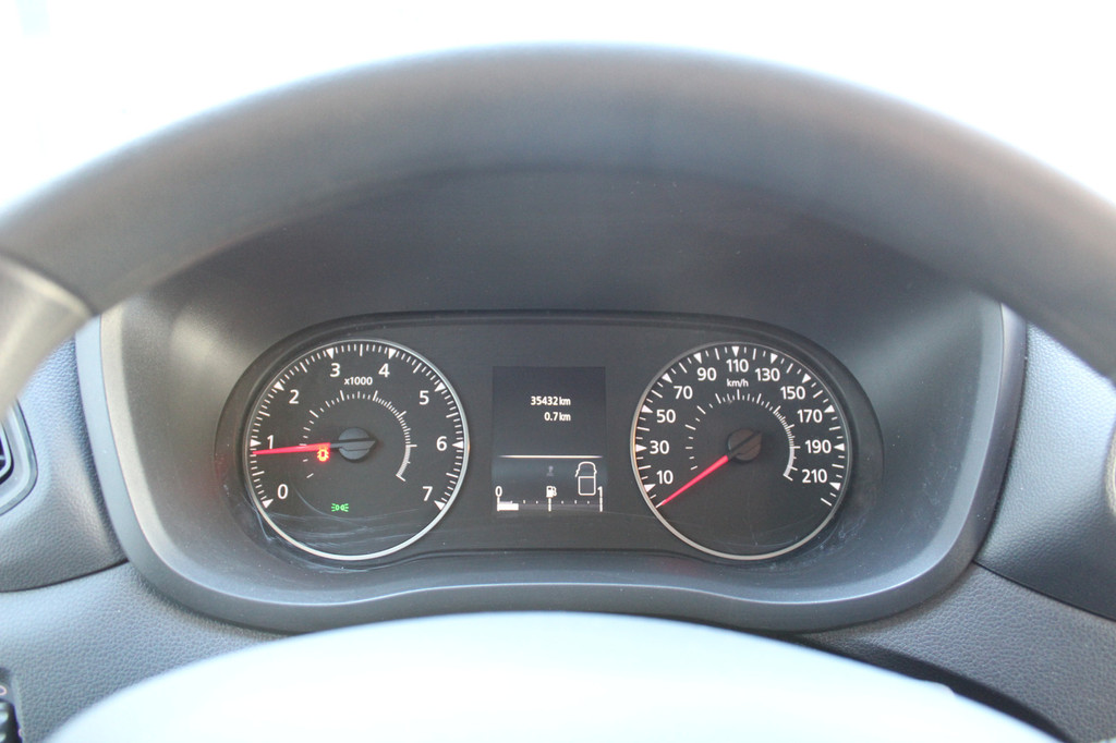 Renault Master T35 2.3dCi 136Pk L2H2 Comfort | Trekhaak | Nieuwstaat! 13