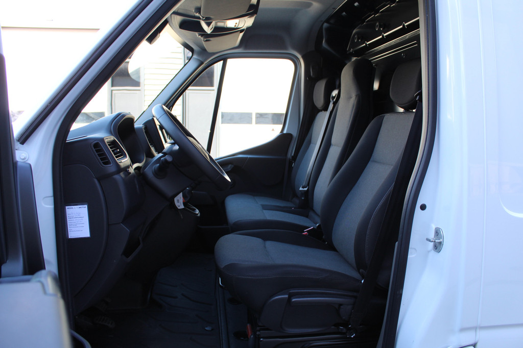 Renault Master T35 2.3dCi 136Pk L2H2 Comfort | Trekhaak | Nieuwstaat! 8