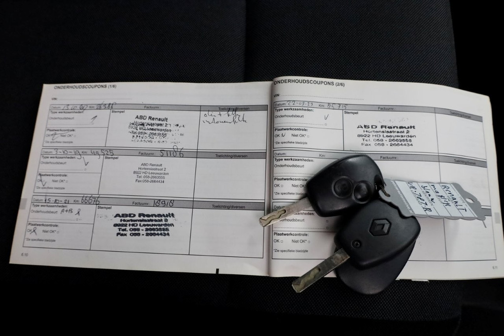 Renault Master T35 2.3 dCi 136pk L2H2 Airco/Navi/2x Schuifdeur 10-2015 8