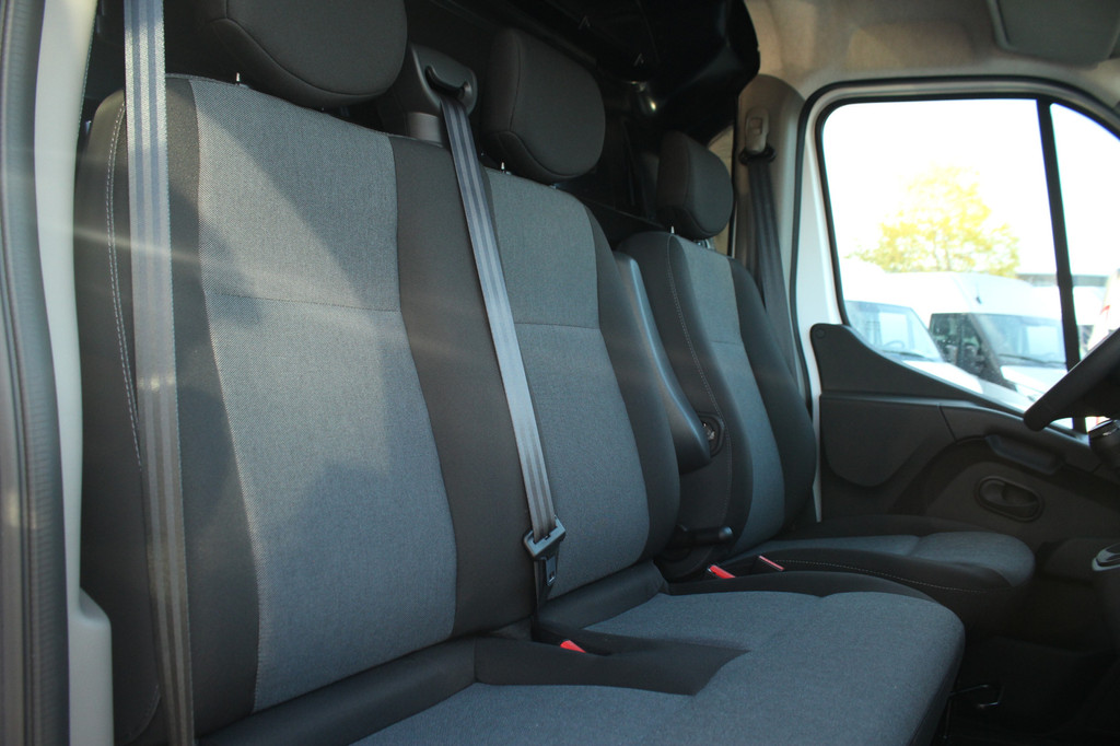 Renault Master T35 2.3dCi 136pk L3H2 Energy | Navi | Airco | Cruise | Lease 501,- p/m 16