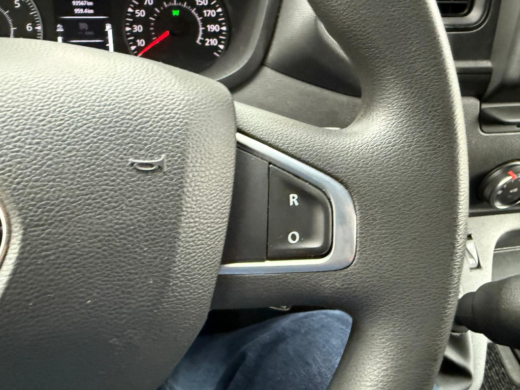 Renault Master T35 2.3 dCi 145 L3 Energy EURO VI 16