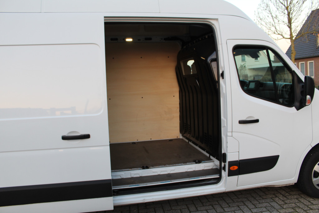 Renault Master T35 2.3 dCi 145PK E6 L4H3 EL RWD Energy Comfort â Maxi â Jumbo â 3-zits â Navigatie / Camera â 270° deuren 14