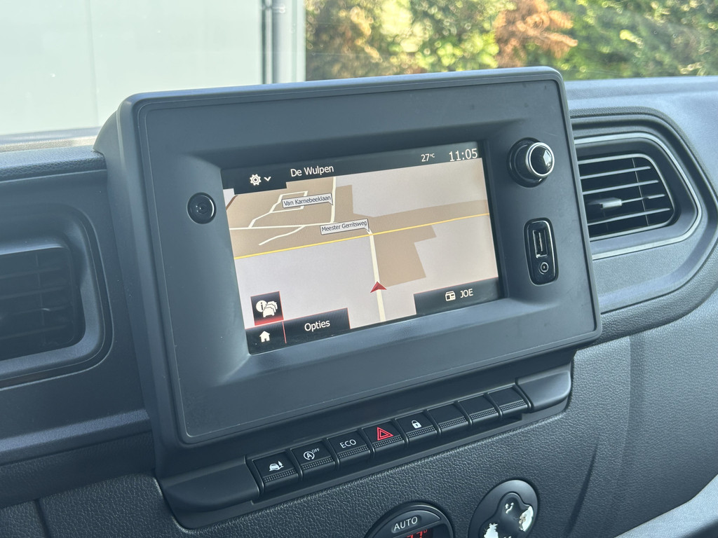 Renault Master T35 2.3 dCi 145 PK / L4H3 / MAXI WB 433 / DUBBEL LUCHT / INRICHTING / 3-ZITS / TREKHAAK / CAMERA / 3000 KG AHG / 18