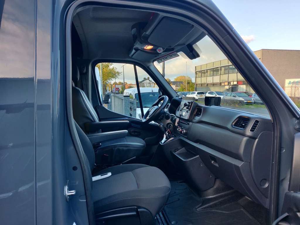 Renault Master T35 2.3 dCi 150 BAKWAGEN / LOWLINER Autom Nw Mod 9