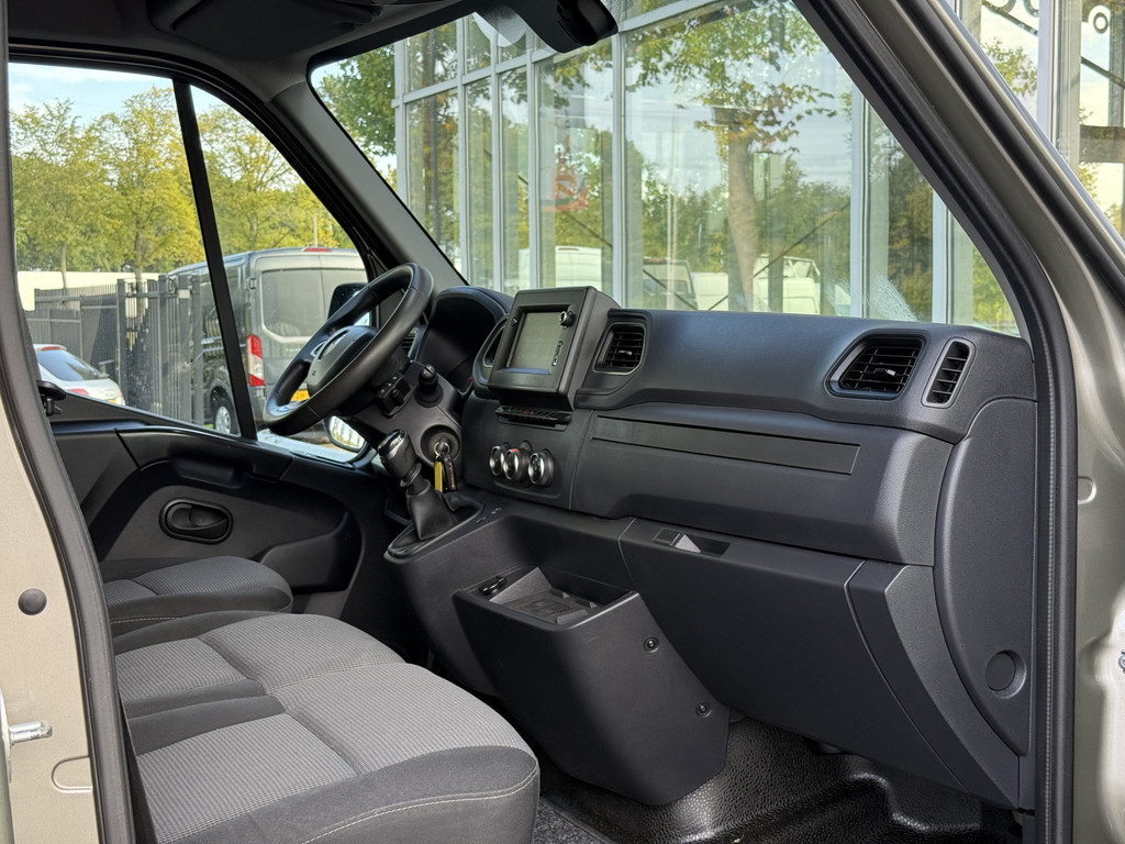 Renault Master T35 2.3 dCi 150 L2H2 ZB Edition | NL-auto | 18 Sportvelgen | 3.5T Trekhaak | 2x Schuifd. | Carplay | Camera 14