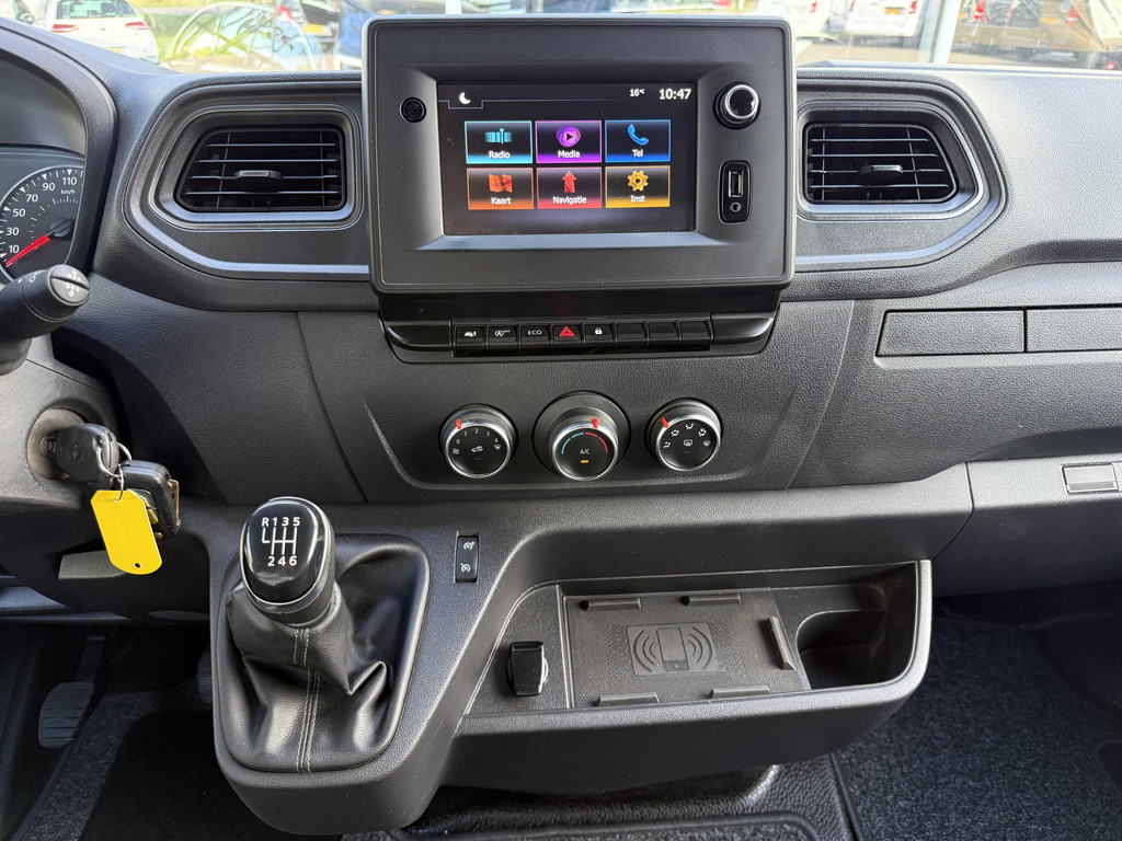 Renault Master T35 2.3 dCi 150 L2H2 ZB Edition | NL-auto | 18 Sportvelgen | 3.5T Trekhaak | 2x Schuifd. | Carplay | Camera 20
