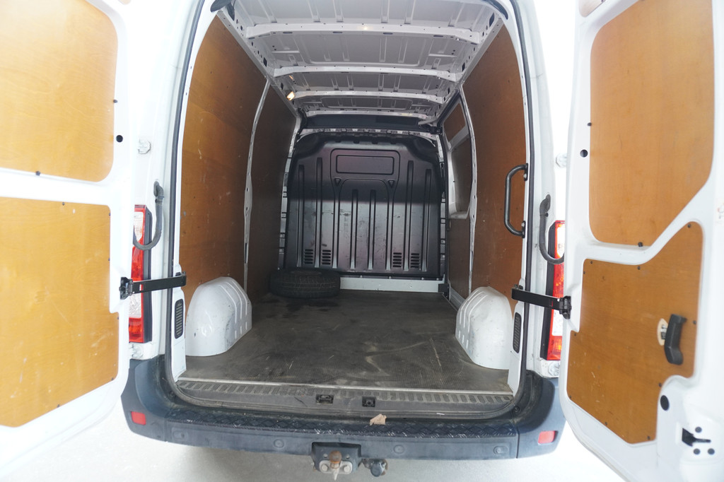 Renault Master T35 2.3 dCi 150PK L2H2 Energy Comfort nr. V196 | Airco | Cruise | Navi | camera | Trekhaak 3.500KG 10