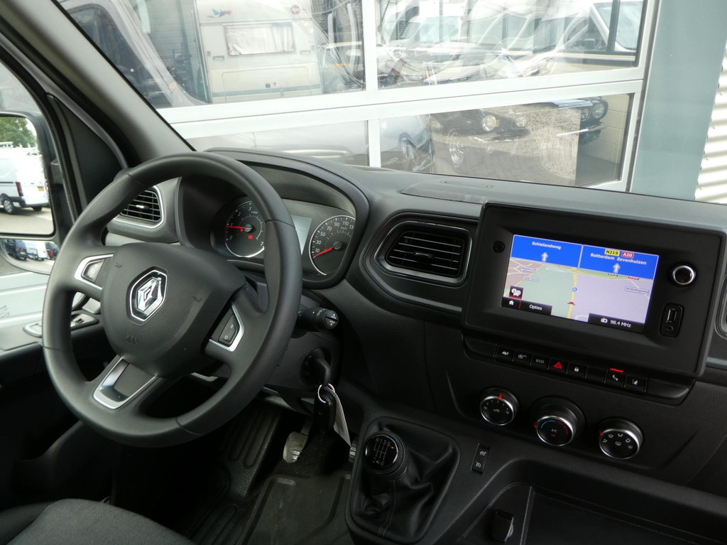 Renault Master T35 2.3 dCi 150pk, L2H2, Airco, Camera, Trekhaak, 3-Zits, PDC. 10