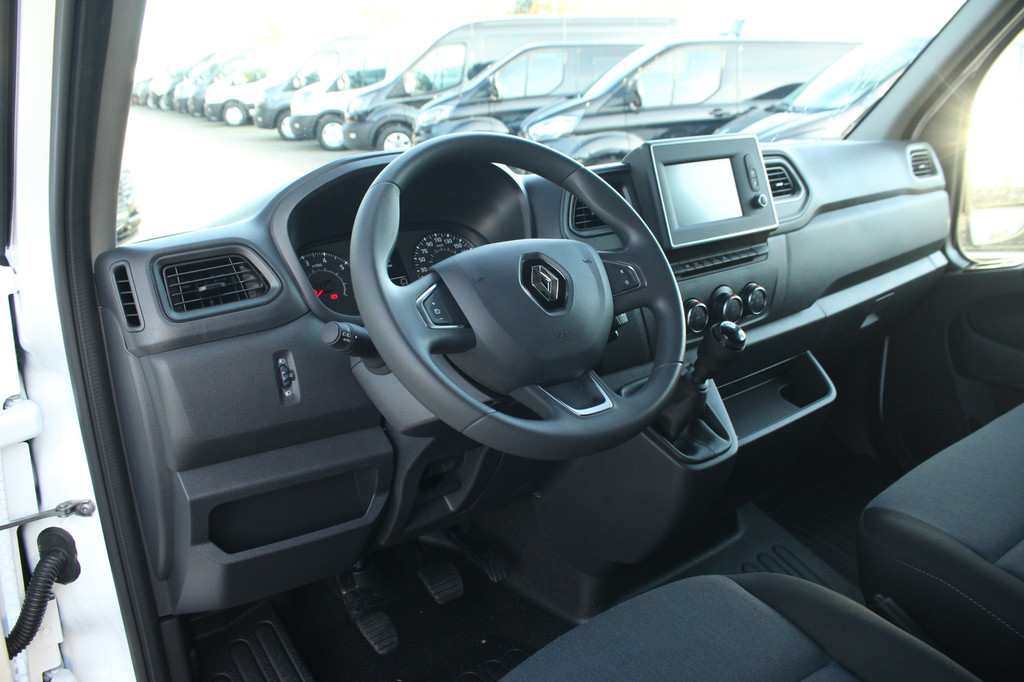 Renault Master T35 2.3dCi 150pk L3H2 Energy | Navi | Airco | Cruise | Lease 519,- p/m 13