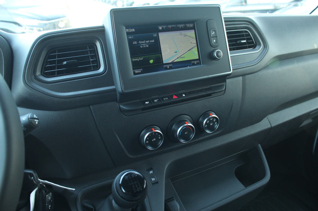 Renault Master T35 2.3dCi 150pk L3H2 Energy | Navi | Airco | Cruise | Lease 519,- p/m 21