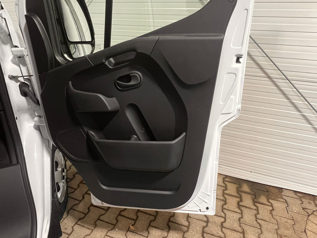 Renault Master T35 2.3 dCi 165 L3 Meubelbak / Platform VVB412 STX Cargo 14