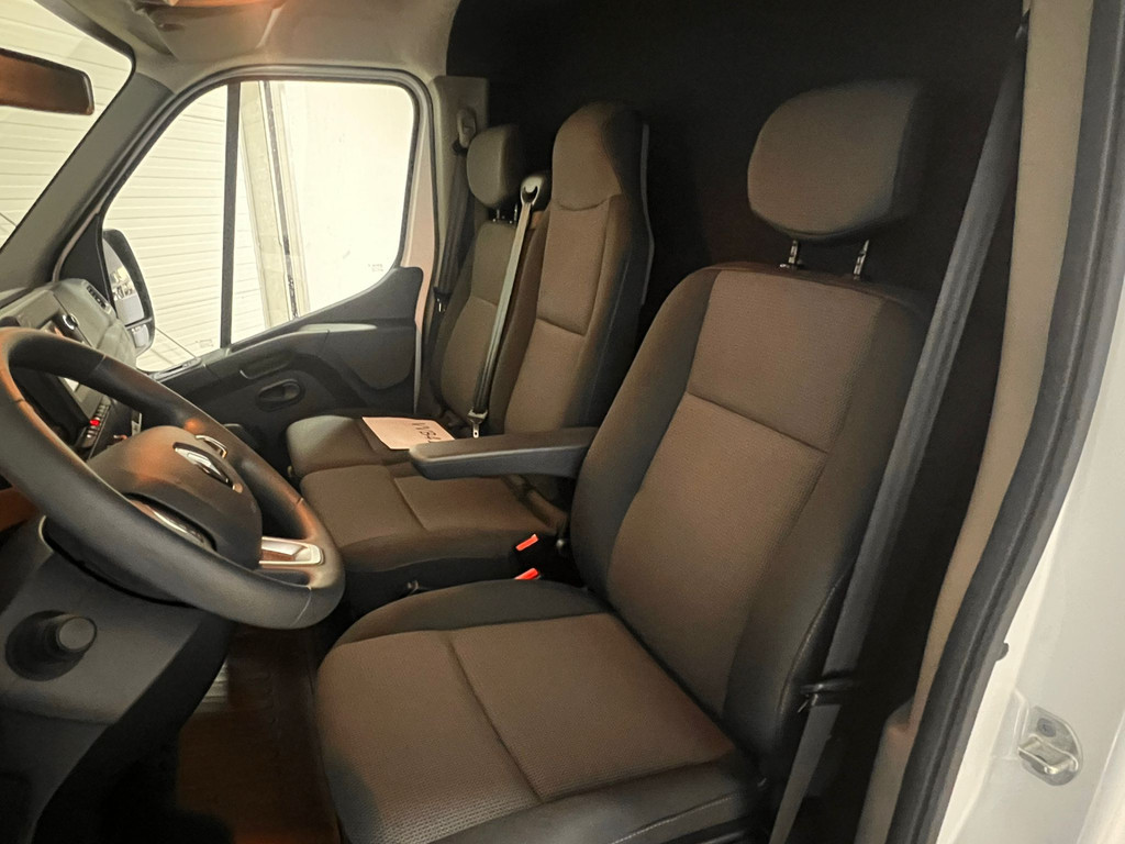 Renault Master T35 2.3 dCi 165 L3 Meubelbak / Platform VVB412 STX Cargo 17