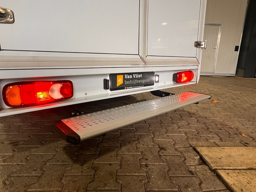 Renault Master T35 2.3 dCi 165 L3 Meubelbak / Platform VVB412 STX Cargo 8