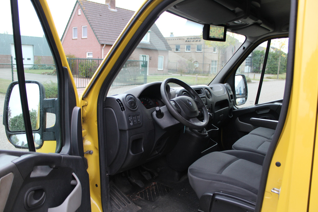Renault Master T35 2.3 dCi 170PK Euro6 L2H2 â 3-zits â 2x schuifdeur â airco â navigatie 12