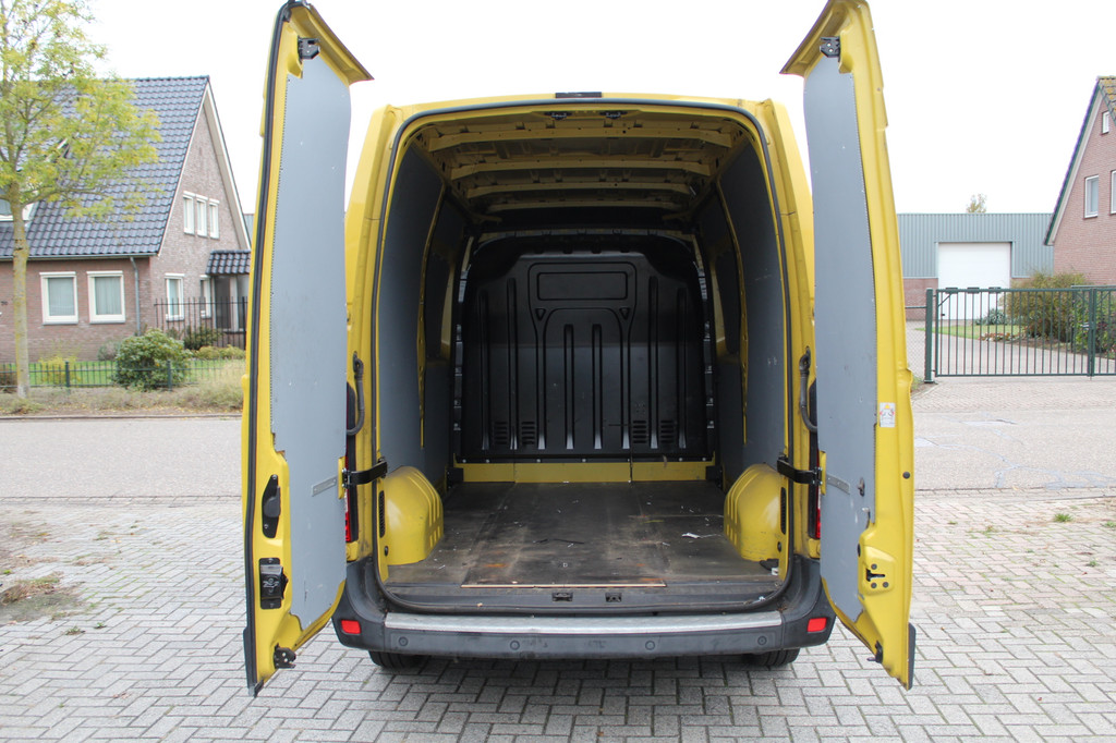 Renault Master T35 2.3 dCi 170PK Euro6 L2H2 â 3-zits â 2x schuifdeur â airco â navigatie 15
