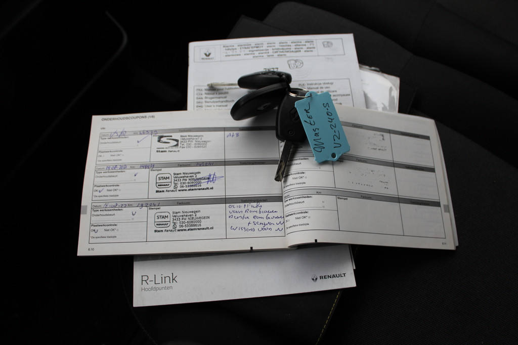 Renault Master T35 2.3 dCi 170PK Euro6 L2H2 â 3-zits â 2x schuifdeur â airco â navigatie 21