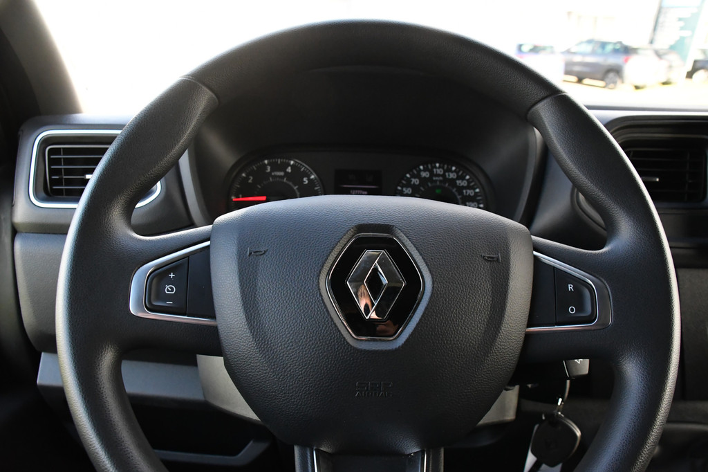 Renault Master T35 2.3 dCi 180 L3H2 Black Edition Camera, 180pk, Cruise, Carplay, Multimedia, Trekhaak, Sensoren, NAVI, Uniek! 17