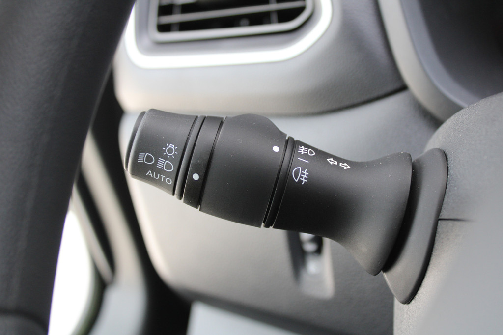 Renault Master T35 2.3 dCi 180pk L3H2 - Airco - Navigatie - Camera - Cruise - Parkeersensoren - 105l tank - Rijklaar 16